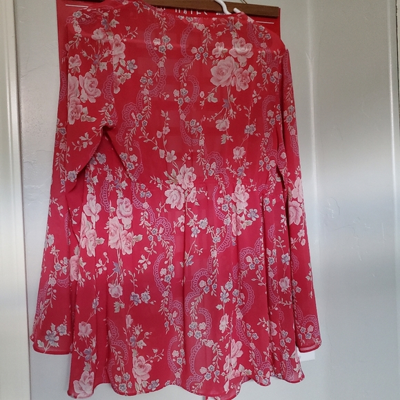 VS Vintage Floral Tie Blouse - Picture 4 of 7